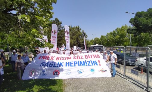 “Beyaz Miting” Ankara’da gerçekleşti: Gidecek olan biz değil sizsiniz