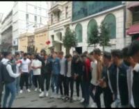 İstiklal Caddesi’nde Kürtçe şarkı gözaltıları