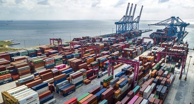Dış ticaret açığı Nisan’da yüzde 98,5 arttı