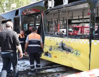 Tramvayla İETT otobüsü çarpıştı: Yaralılar var