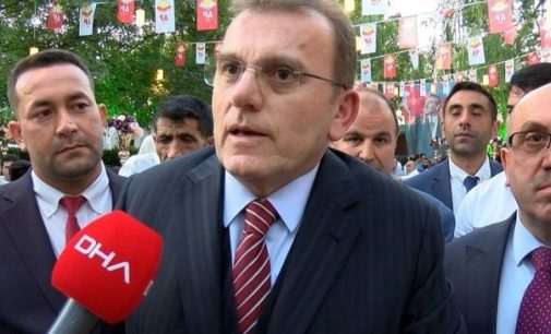 Çiller’in partiyi devretme teklifini reddeden Vecdet Öz: AKP ve MHP’den tehdit alıyorum