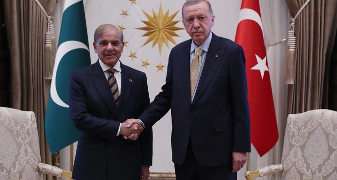 Erdoğan: Pakistan ile ticaret hedefi 5 milyar dolar