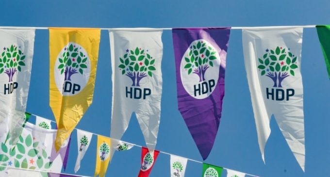 HDP “türbana anayasal güvence” teklifi için karar vermedi: Kadın örgütlerine danışacaklar