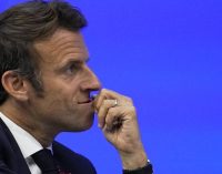 Macron artık “topal ördek”: Parlamentoda çoğunluğu kaybetti