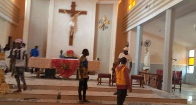Nijerya’da kiliseye silahlı saldırı: Çok sayıda ölü ve yaralı var