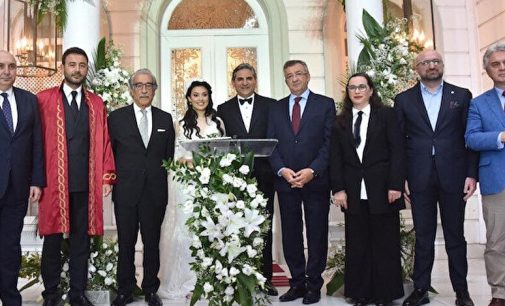 Av. Tuba Torun ile CHP’li Aykut Erdoğdu evlendi