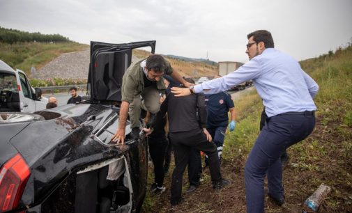 Şentop’un koruma ekibi kaza yaptı: Yaralılar var
