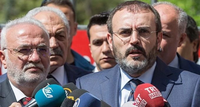 “Dezenformasyon” adı altındaki sansür yasası AKP’yi böldü: Mahir Ünal ve bazı vekiller imza atmadı