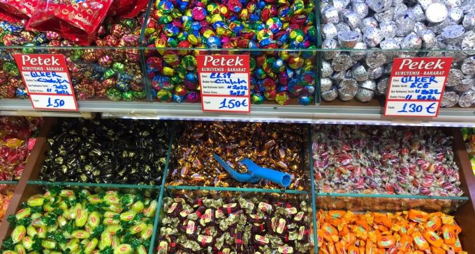 CHP’li Sertel: Bayram şekeri, tane ile satılmaya başlandı