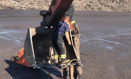 Soma’da kömür ocağında çamur havuzu çöktü: Kepçe operatörü göçük altına kaldı