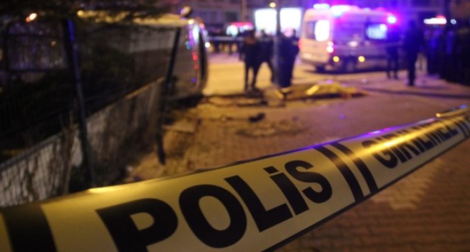 İzmir’in Menderes ilçesinde silahlı kavga: Ölü ve yaralılar var
