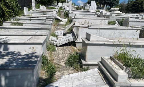 İstanbul’da Yahudi mezarlığına saldırı: Beş çocuk gözaltına alındı