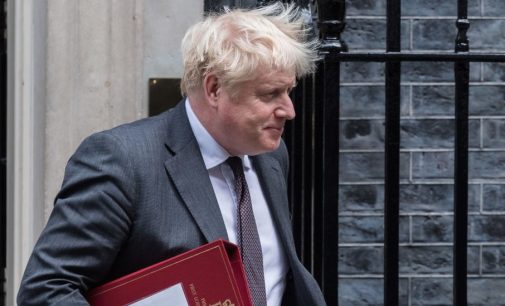 İngiltere’nin eski başbakanı Boris Johnson milletvekilliğinden istifa etti