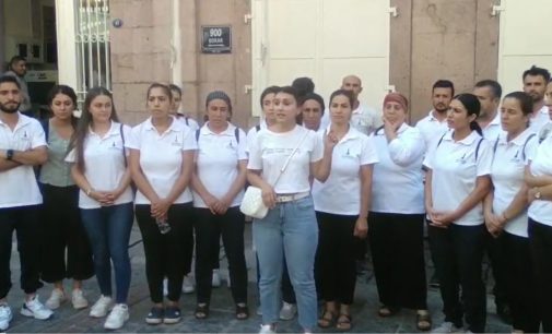 İzmir’de işten çıkarılan belediye işçilerinden eylem: WhatsApp mesajıyla işlerine son verildi…