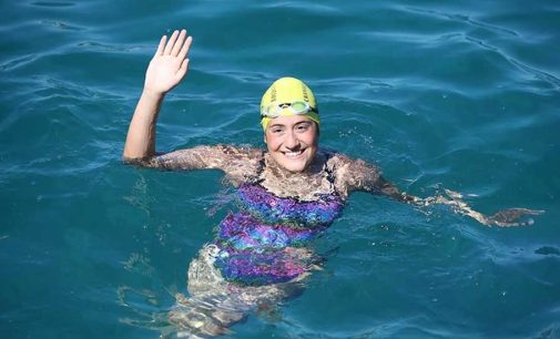 Tam 16 saat yüzdü: Aysu Türkoğlu, Manş Denizi’ni geçen en genç sporcu oldu!
