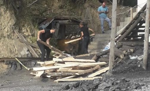 Ruhsatsız maden ocağında göçük: Bir işçi yaşamını yitirdi