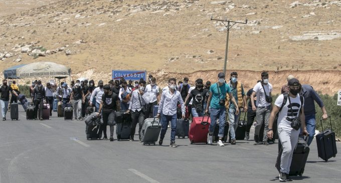 Göç idaresi verileri: Türkiye’de kaç sığınmacı, kaç Suriyeli seçmen var?