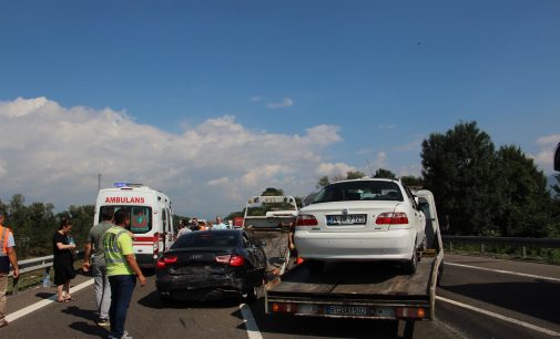 TEM’de dört otomobil kazaya karıştı: Yedi yaralı