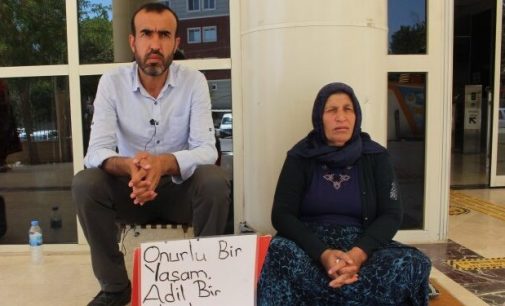 Urfa Valisi, adalet nöbeti tutan Şenyaşar ailesine adliye bahçesini yasakladı