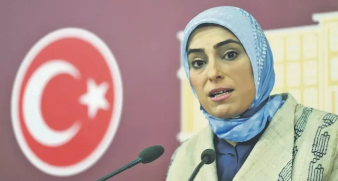 “AKP milletvekili Zehra Taşkesenlioğlu, İBB’den 14 ihale almış”