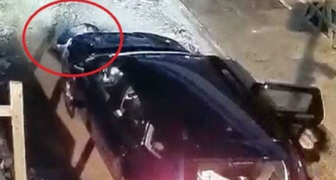 Trabzon’da ilginç olay: Aracından inen kişi sokağın ortasına tuvaletini yaptı