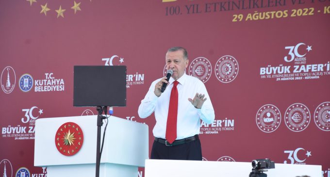 Erdoğan her zamanki gibi: Vatandaştan sabır istedi, “Avrupa’da marketlerin rafları boş” dedi