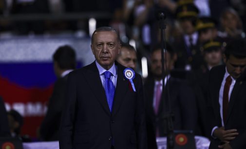 Erdoğan: Yakın komşularımızdan başlayarak barış tesis etmek isiyoruz