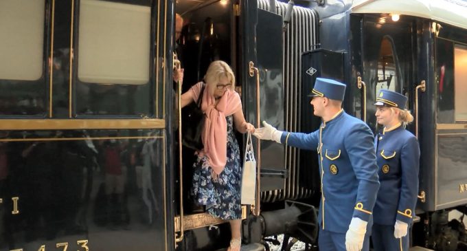 “Orient Ekspres” treni üç yıl aradan sonra Paris’ten İstanbul’a geldi