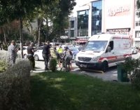 Silivri’de kaymakamlık önünde polislere satırlı saldırı