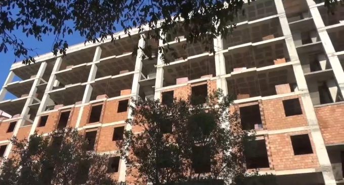 İş cinayeti: İnşaatta çalıştırılan 15 yaşındaki çocuk altıncı kattan düşerek yaşamını yitirdi!