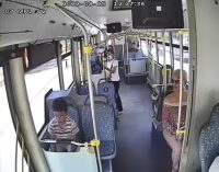 Turist aile, 10 yaşındaki çocuğunu “otobüste” unuttu