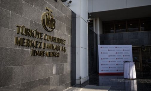 Reuters, Türkiye’de faiz anketine katılacak ekonomist bulmakta zorlanıyor