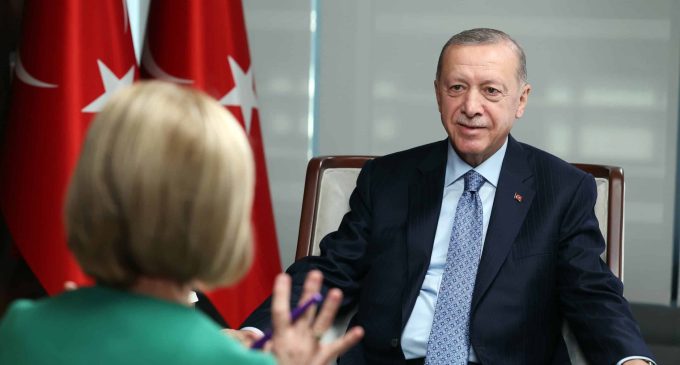 Anadolu Ajansı, Erdoğan’ın PBS kanalına verdiği röportajda hangi soru ve yanıtı sansürledi?