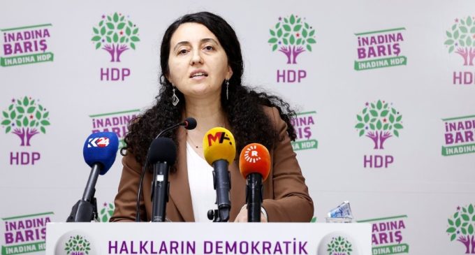 HDP’den Akşener’e yanıt: Senin olduğun masada çay bile içmeyiz