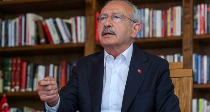 Kılıçdaroğlu, Erdoğan’ın “çapulcu” dediği öğretmenlere seslendi: Bunlar size hiçbir şey vermez, sınava girmeyin!