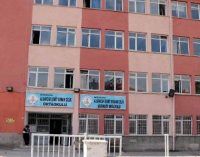 Kayseri’de bir okula ateş açıldı