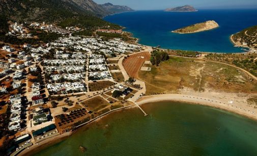 AKP ve MHP’li Meclis Üyeleri, Tisan Yarımadası’nın yapılaşmasına yönelik imar planını onayladı