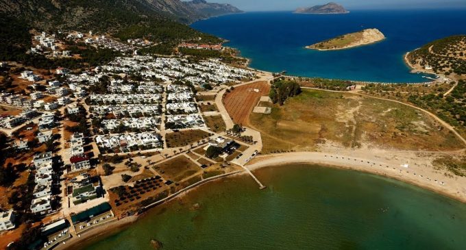 AKP ve MHP’li Meclis Üyeleri, Tisan Yarımadası’nın yapılaşmasına yönelik imar planını onayladı