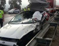 İzmir’de feci kaza: Çekiciye arkadan çarpan otomobildeki anne öldü, üç çocuğu yaralandı
