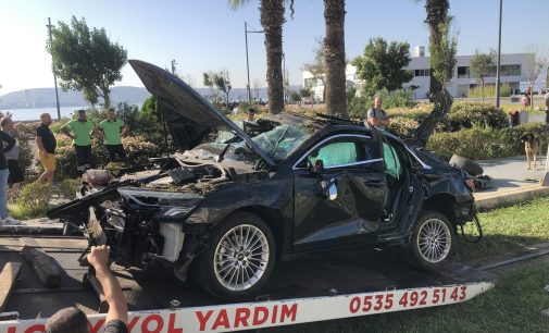 İzmir’de feci kaza: Takla atan otomobildeki iki kişi öldü, bir kişi yaralandı
