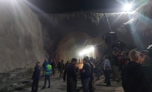 Van’daki tünel inşaatında iş cinayeti: Göçük altında kalan iki işçi öldü!