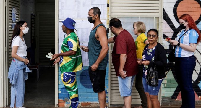 Brezilya yeni devlet başkanını seçiyor: Solcu Lula da Silva mı, aşırı sağcı Bolsonaro mu?