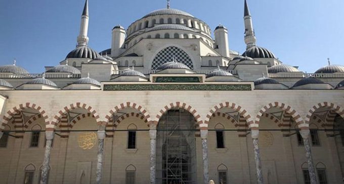 AKP’li Esenler Belediyesi, yedi yıldır bitmeyen cami için bir ihale daha açtı