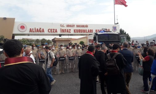 Deniz Poyraz davası: Şakran Cezaevi yerleşkesine kaçırılan duruşmada avukatlara biber gazlı ve TOMA’lı saldırı!