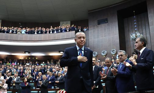 Erdoğan’ın “türbana yasal güvenceyi anayasa düzeyinde verelim” teklifinde sözünü ettiği 5735 sayılı değişiklik nedir?