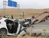 Konya’da iki otomobil çarpıştı: Beş ölü, iki yaralı