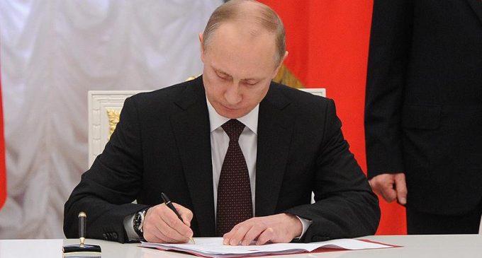Putin Ukrayna’dan Rusya’ya bağlanan dört bölgede sıkıyönetim ilan etti