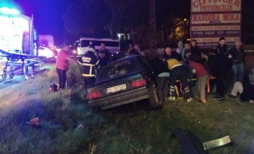 Tekirdağ’da iki otomobil kafa kafaya çarpıştı: Bir ölü, sekiz yaralı