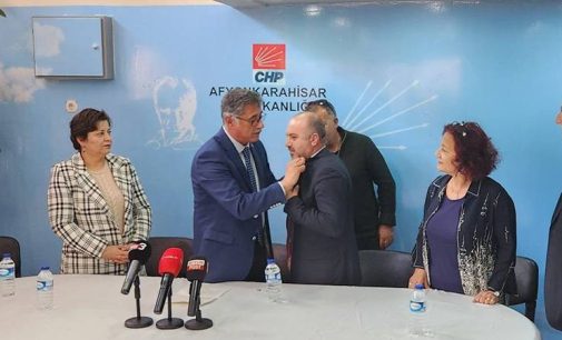 Yeniden Refah Partisi’den istifa eden kurucu il başkanı ve ekibi CHP’ye katıldı