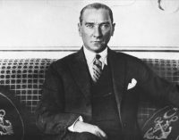 Bugün 10 Kasım: Cumhuriyet’in kurucusu Mustafa Kemal Atatürk, 84 yıl önce bugün ebediyete intikal etti